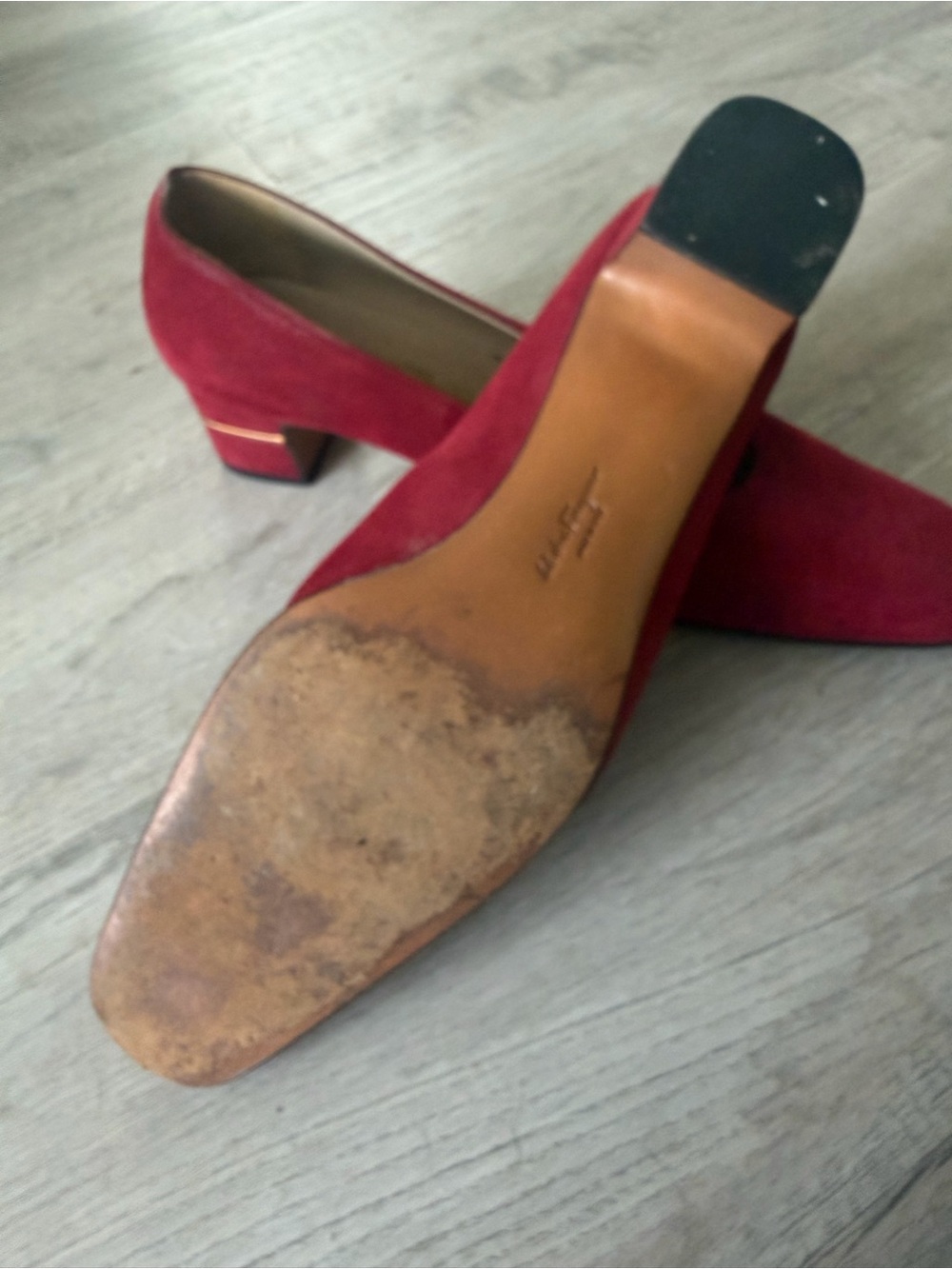 Red Suede Women's Pumps with Classic Rounded Toe 10.5 2A - Picture 5 of 7